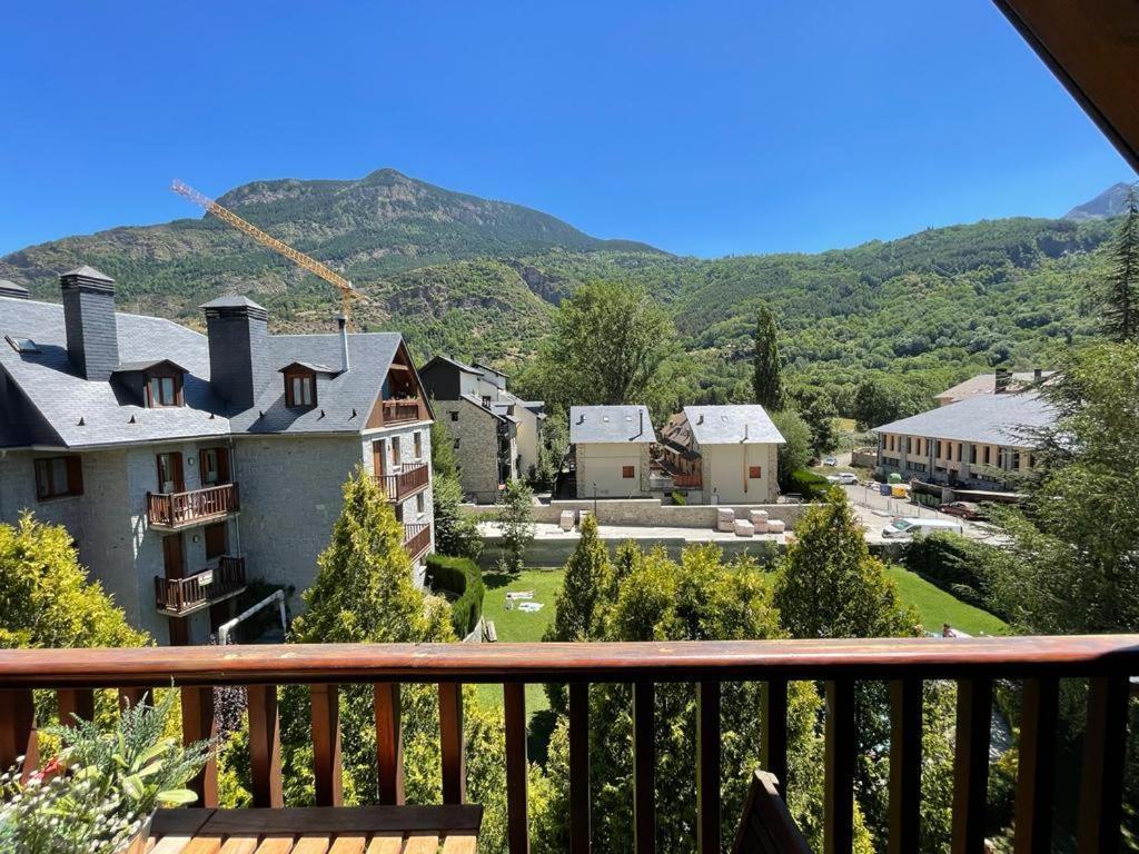 Apartamento Pico De Alba Benasque Buitenkant foto